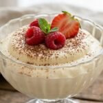Crema al mascarpone senza panna: scopri la ricetta facile e irresistibile per un dolce leggero e cremoso