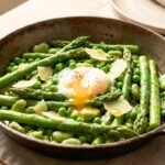 Questa ricetta da 10 minuti con tre verdure e un uovo trasforma le mie serate